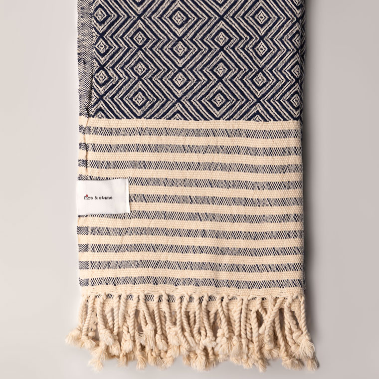 Peshtemal Adamantem, Ametist - Slika 2